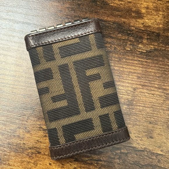 FENDI KeyHolder - Picture 2 of 16